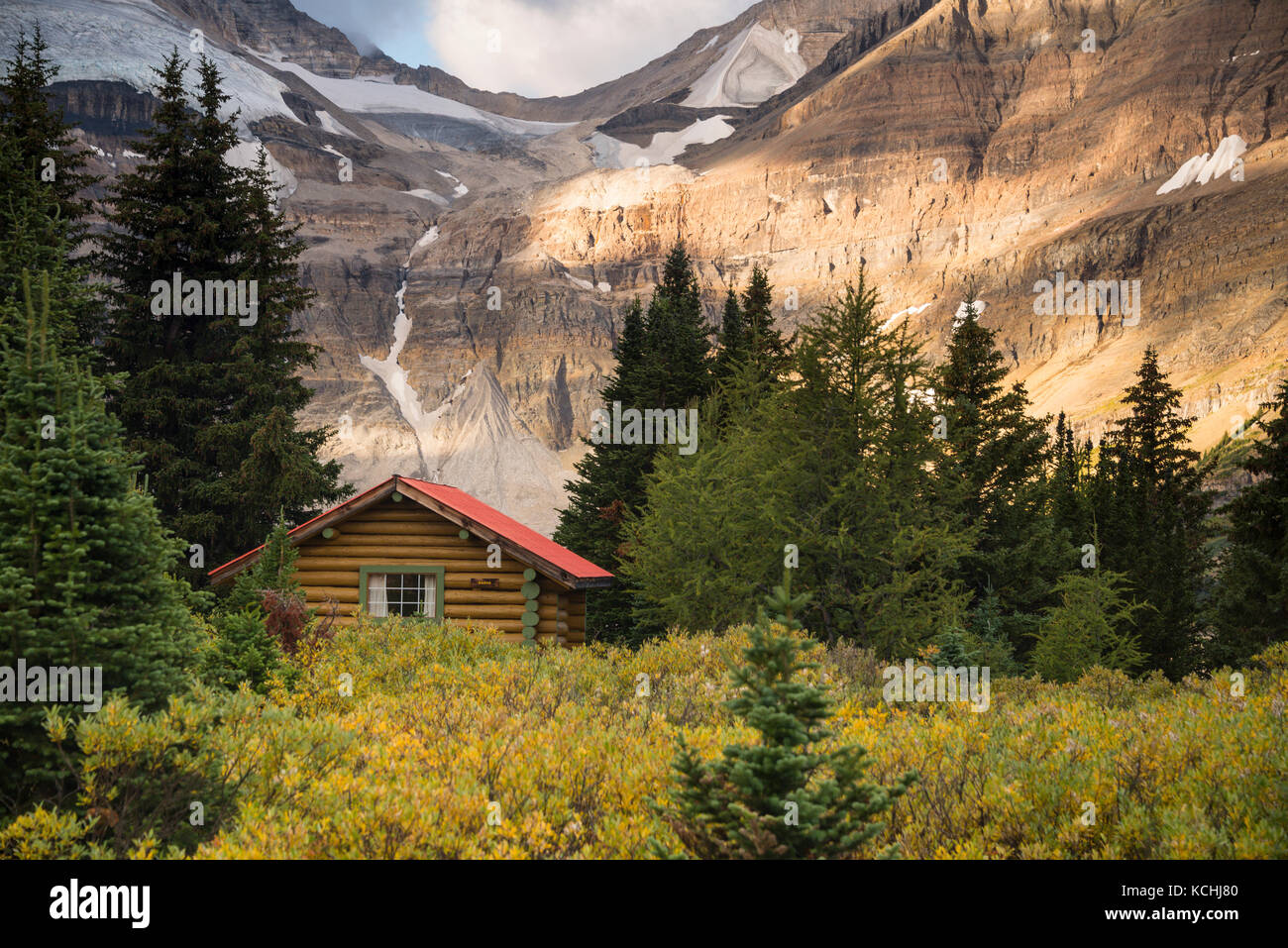 A lonely out-building, part of the Assiniboine Lodge complex, Assiniboine Provincial Park Stock Photo