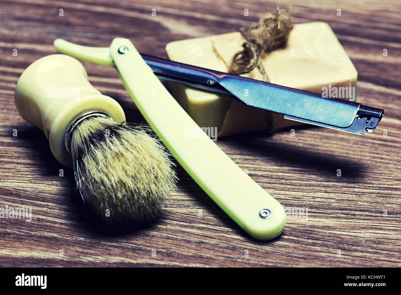 razor sharp soap brush Stock Photo Alamy