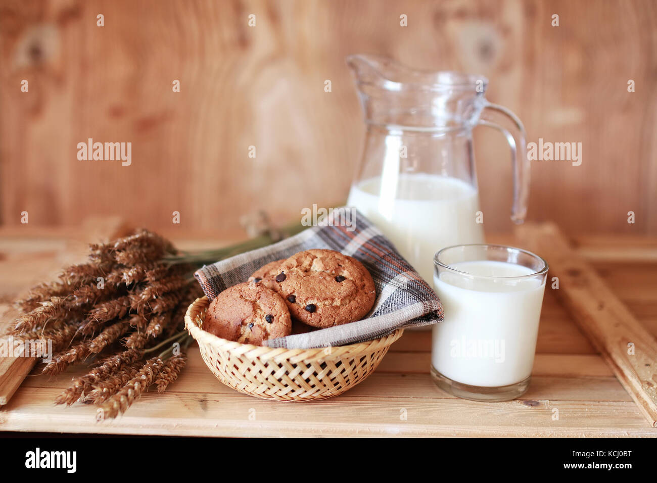 milk and cookies cereals Stock Photo Alamy