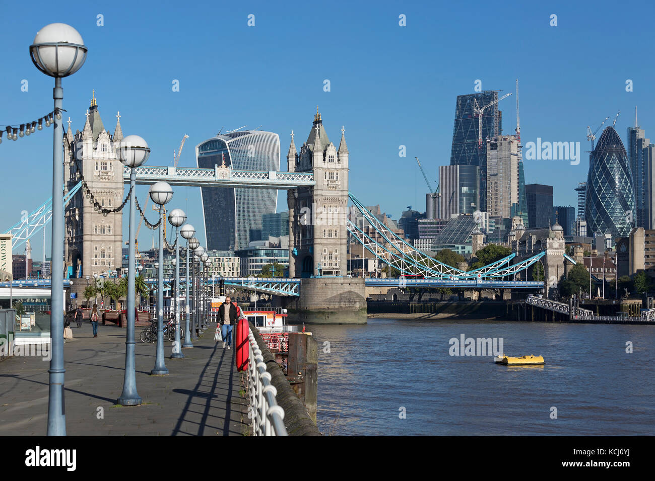 LONDON - SEPTEMBER 2017; View of the Tower Bridge with the skyline of the  city in the background Stock Photo - Alamy