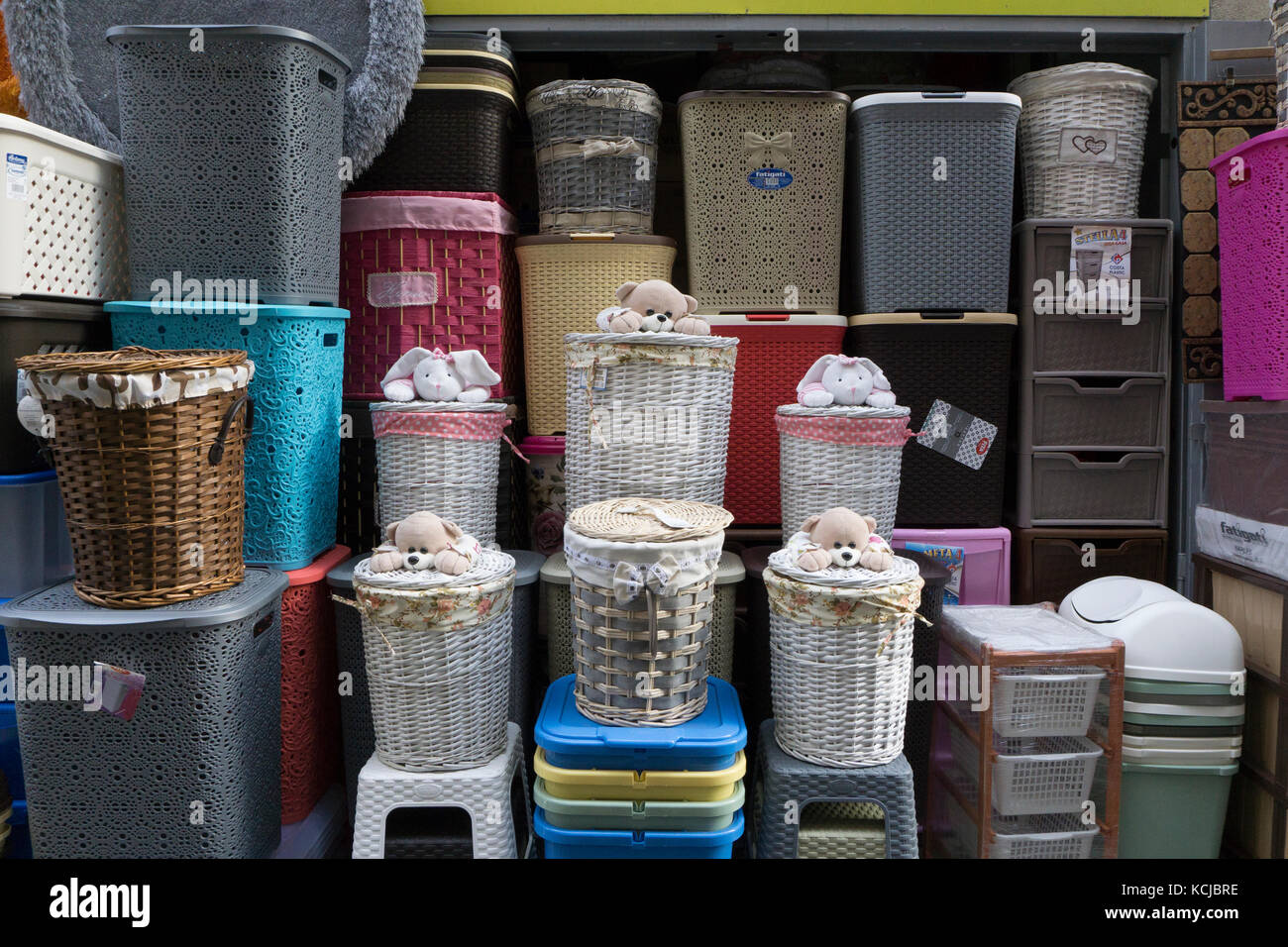 bunny bear laundry basket for sale Napoli Stock Photo Alamy