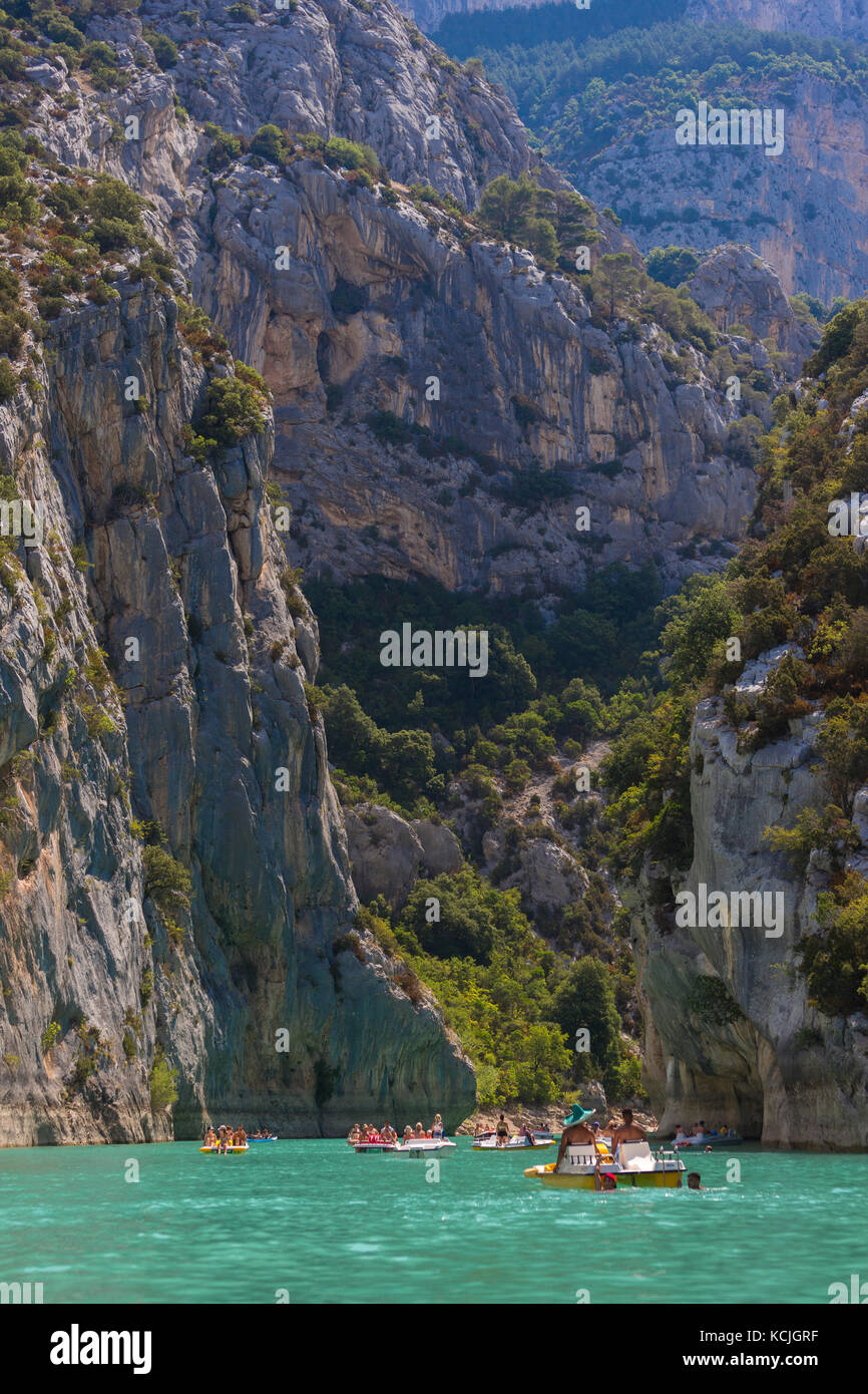 VERDON GORGE, PROVENCE, FRANCE - People boating on river, Gorges du Verdon. Stock Photo