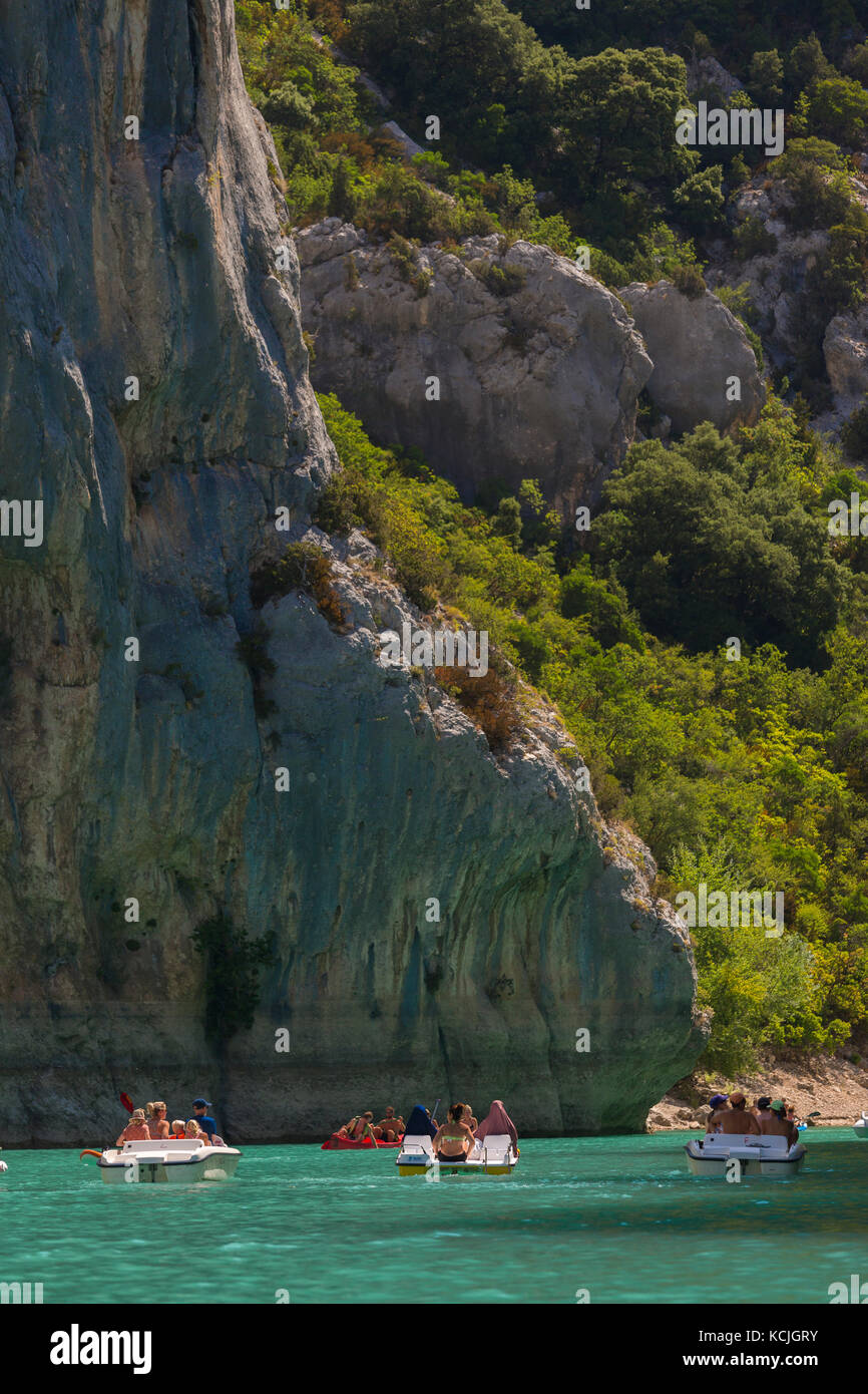 VERDON GORGE, PROVENCE, FRANCE - People boating on river, Gorges du Verdon. Stock Photo