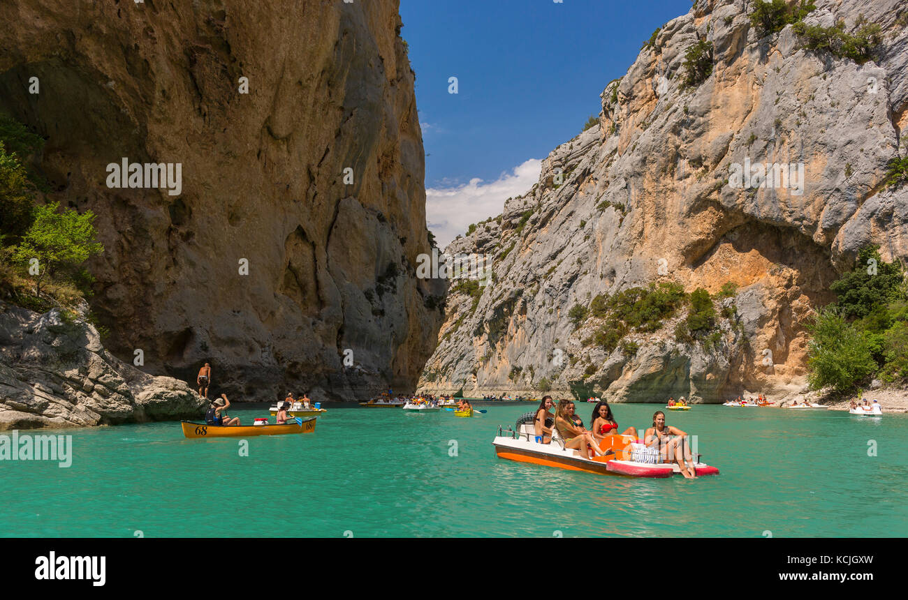 VERDON GORGE, PROVENCE, FRANCE - People boating on river, Gorges du Verdon. Stock Photo