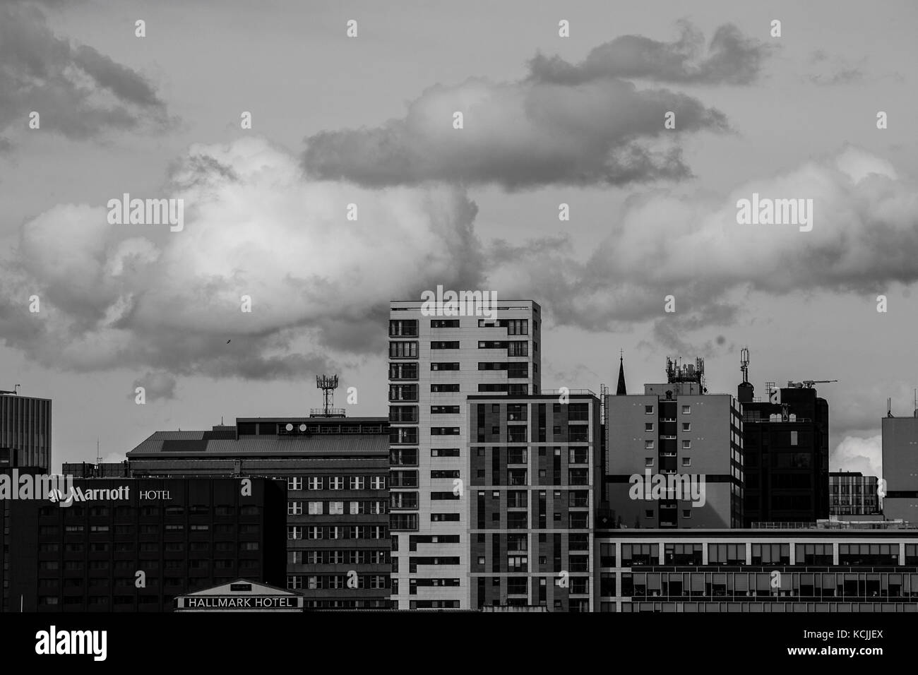 landscape photo of Glasgow skyline during the day in black and white