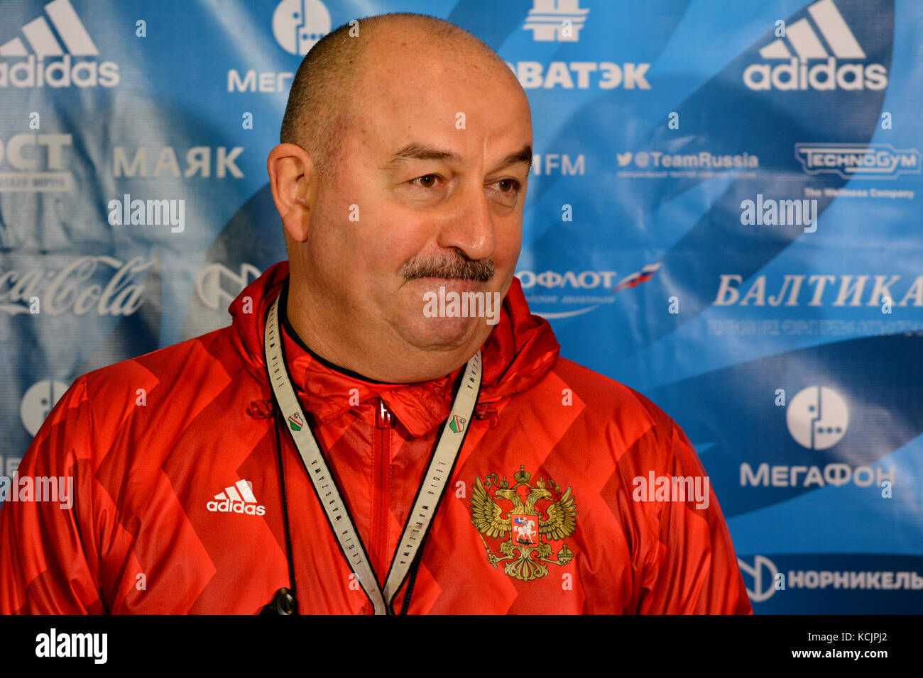 Moscow, Russia. 05th Oct, 2017. Russian international football team manager Stanislav Cherchesov during training camp before test match against South Korea in Moscow on October 5, 2017. Credit: Alizada Studios/Alamy Live News Stock Photo