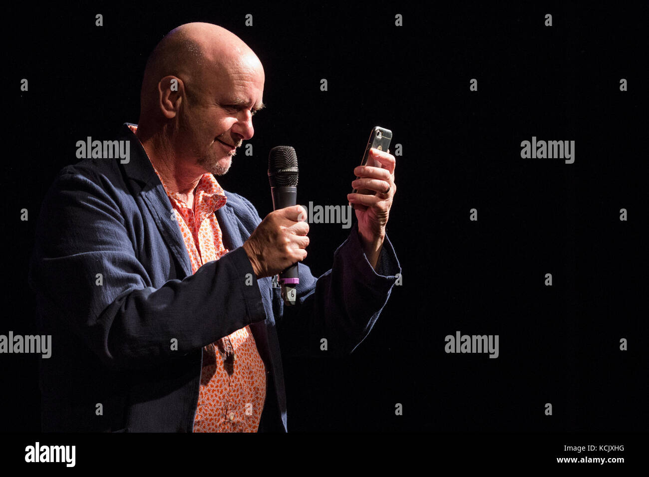 Essen, Germany. 5th Oct, 2017. Pictured: Nick Hornby. The Great Hornby, event with British writer Nick Hornby and presenter Philipp Schwenke. From 4th to 8th October 2017 the international literature festival lit.RUHR presents well known international authors in interviews and readings. Credit: Bettina Strenske/Alamy Live News Stock Photo