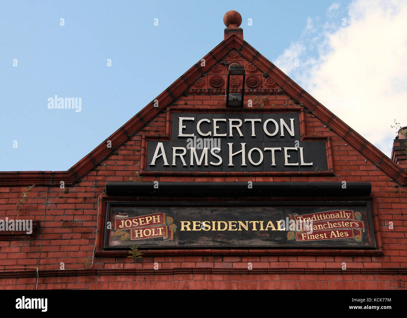 Egerton arms hotel hires stock photography and images Alamy
