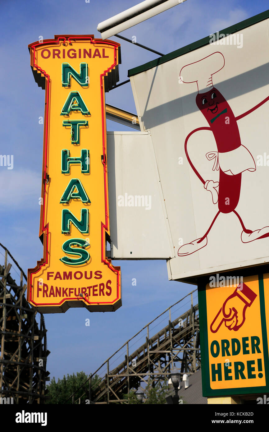 Sign of Nathans hot dog. Hersheypark.Hershey.Pennsylvania,USA Stock Photo