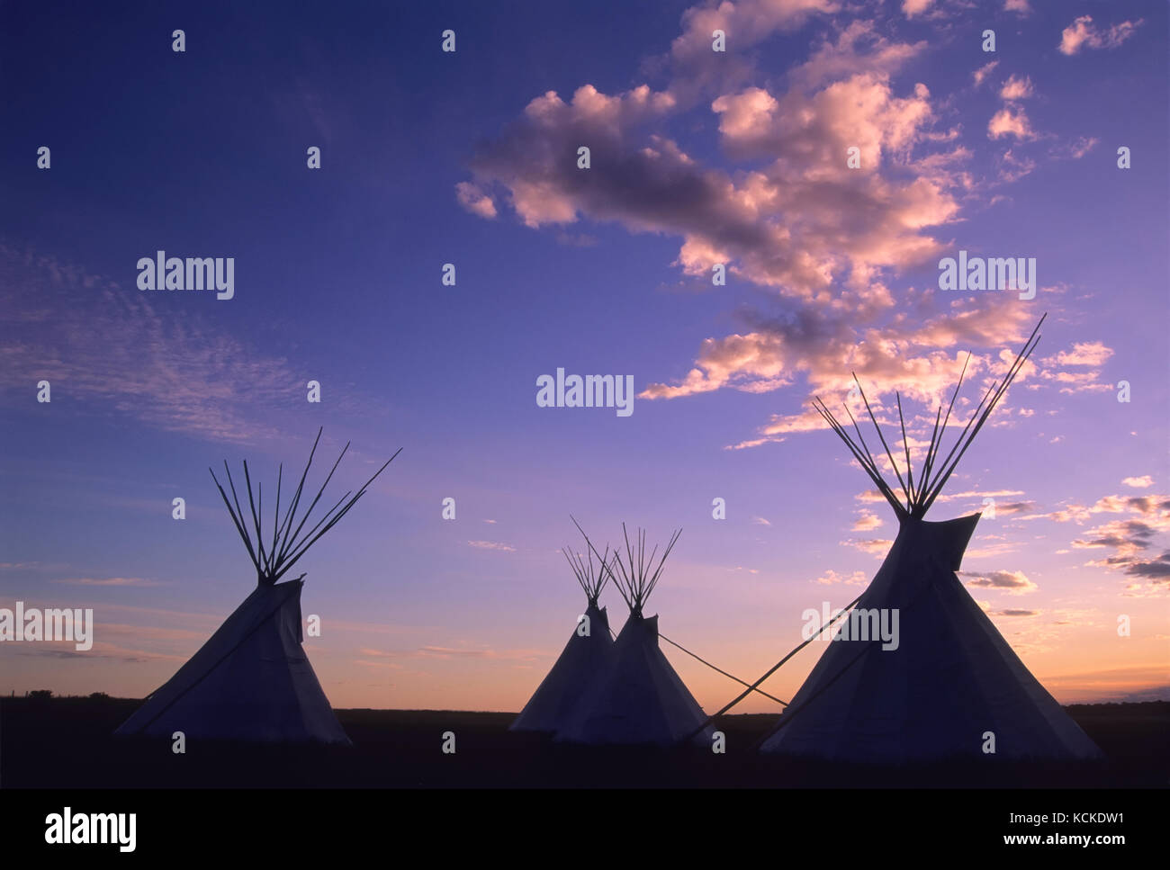 Tepees at dawn, Wanuskewin Heritage Park, Saskatoon, Saskatchewan, Canada Stock Photo