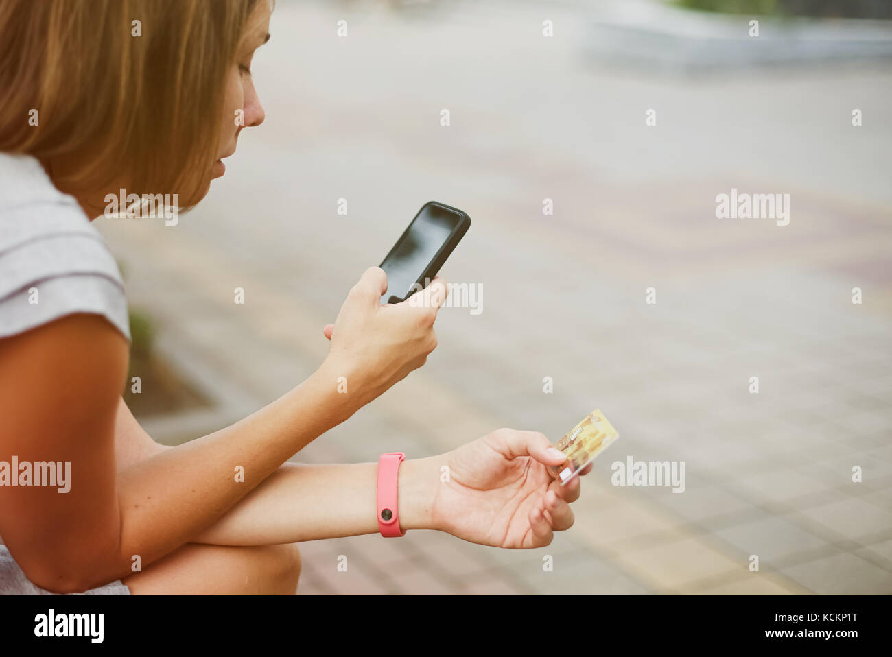 Crop woman using credit card hi-res stock photography and images - Alamy