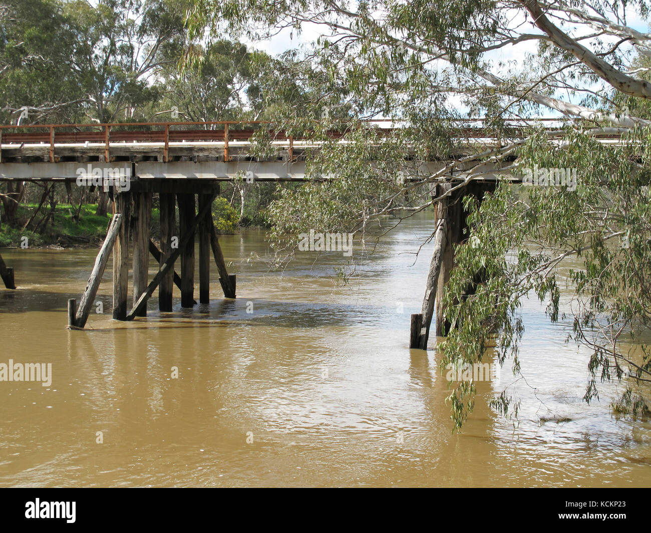 Old Goulburn River Bridge, 1892 and 1933, damaged by fire and now