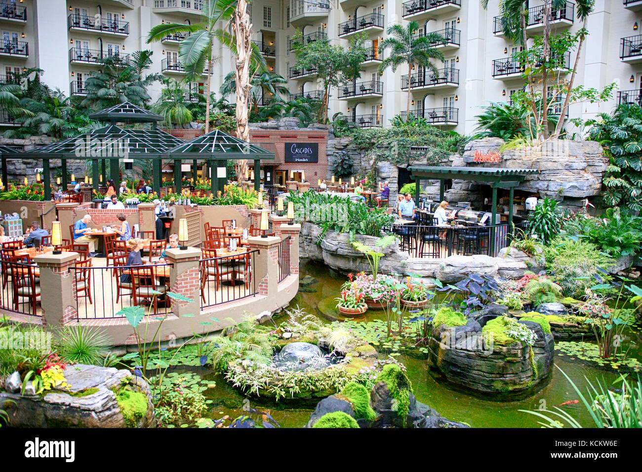 People enjoying the dining experienece in the Gaylord Opryland hotel