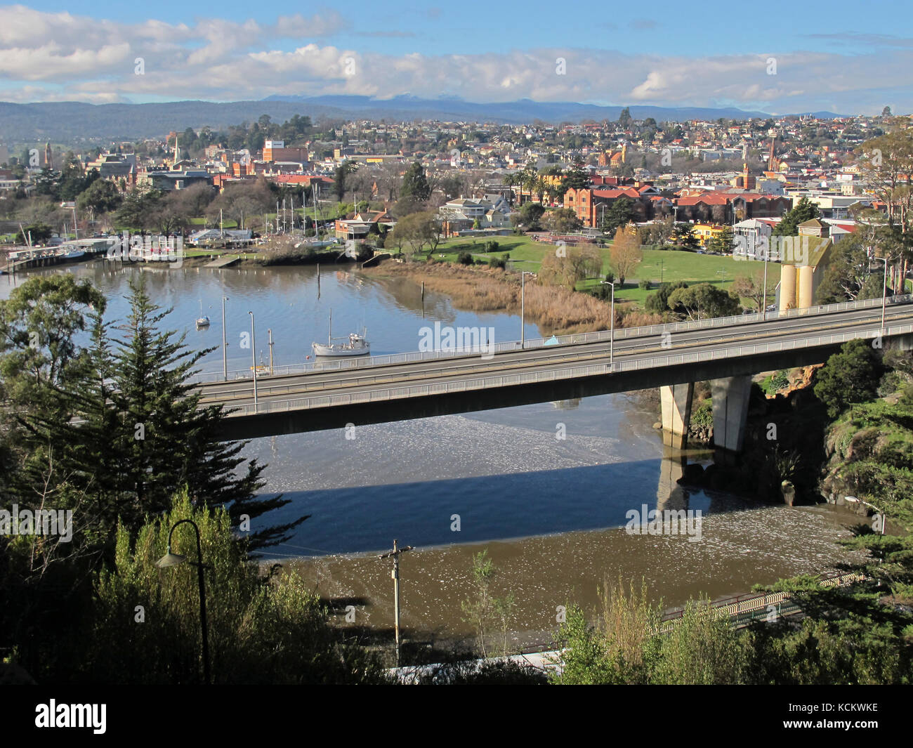 Paterson Bridge over the South Esk River where it enters the Tamar River. Ben Lomond, with a capping of snow, is in the distance. Launceston, Tasmania Stock Photo
