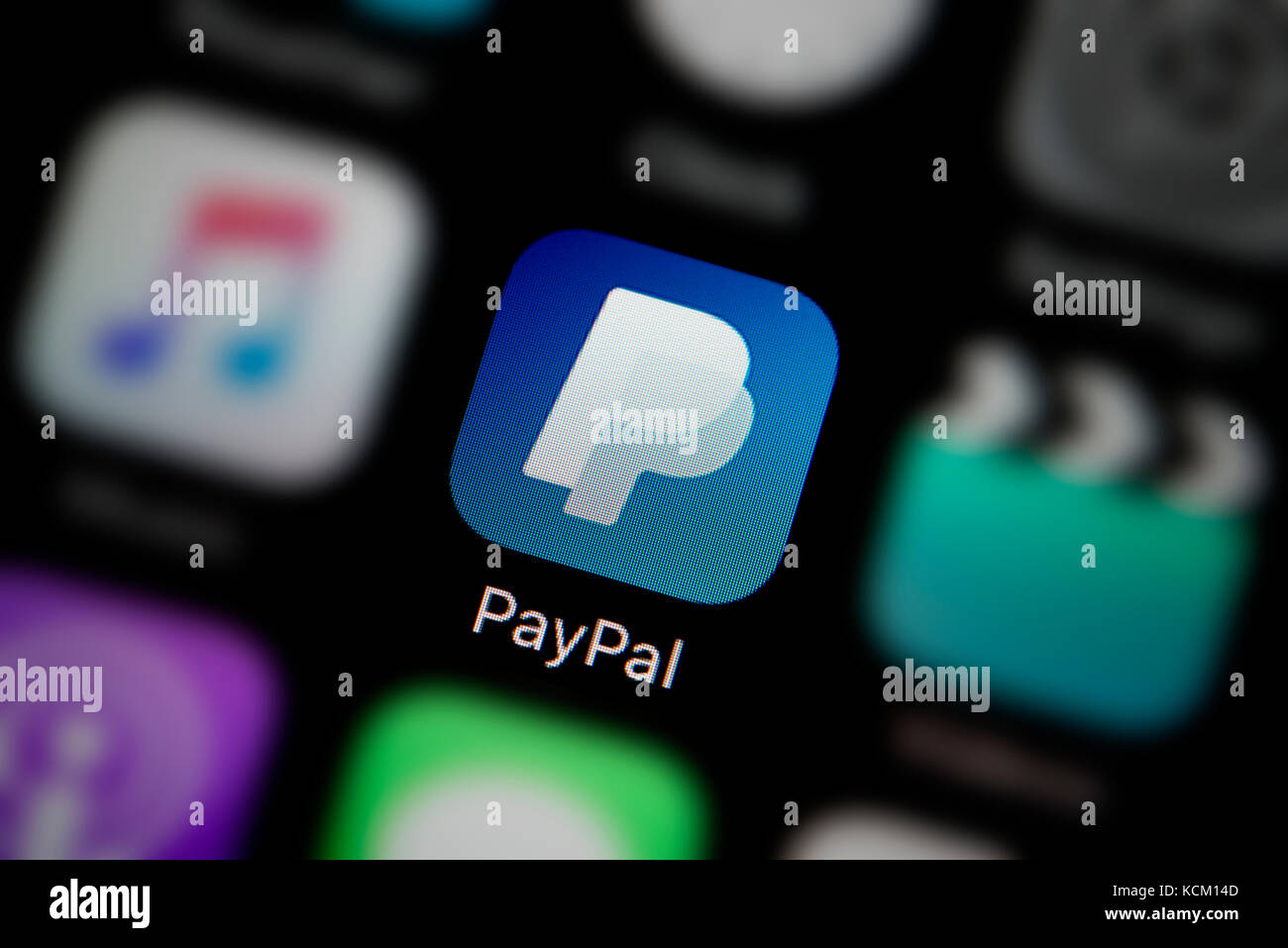 Paypal App Hi res Stock Photography And Images Alamy