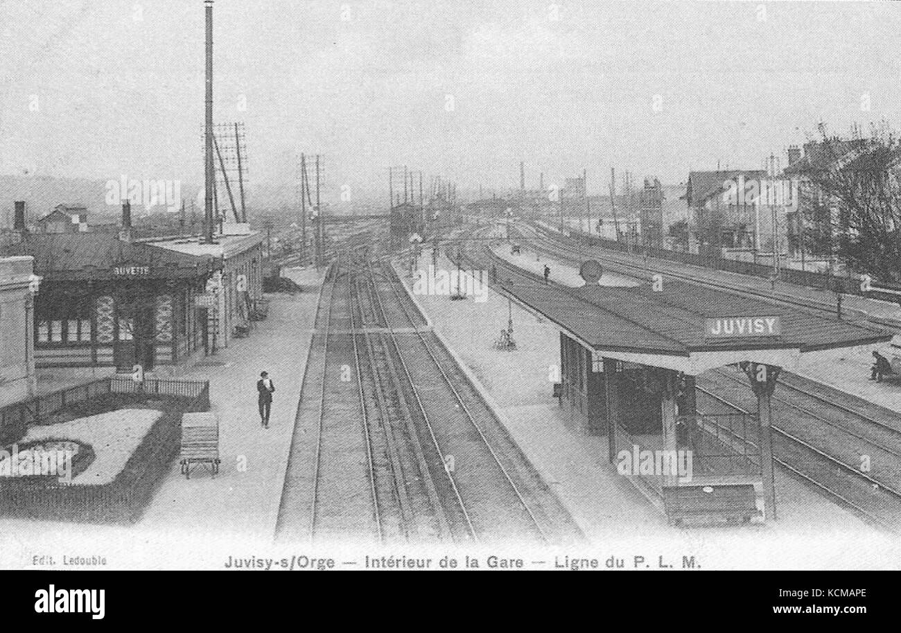 Gare de Juvisy Carte postale 5 Stock Photo Alamy