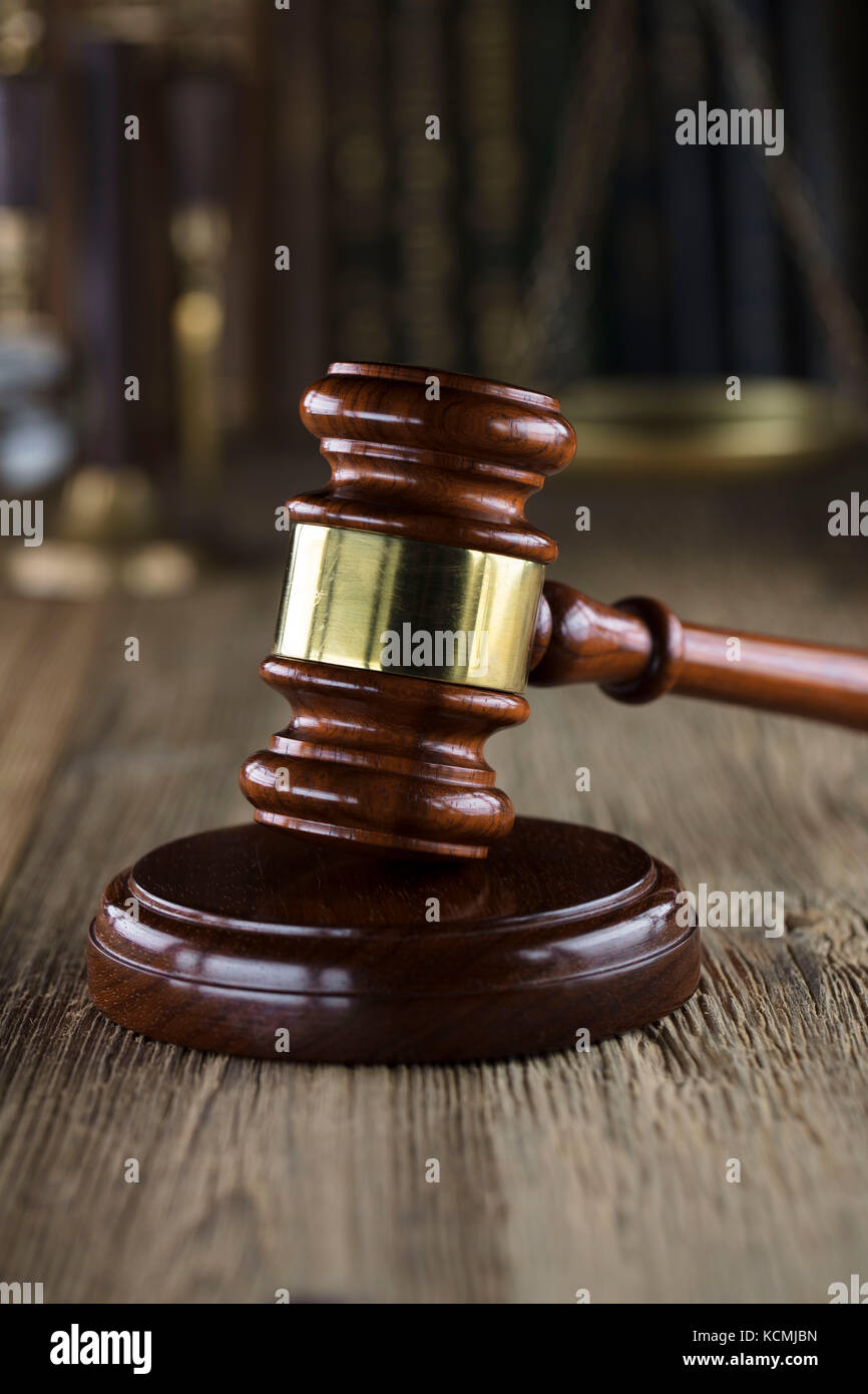 Legal office. Law firm. Gavel and books Stock Photo Alamy