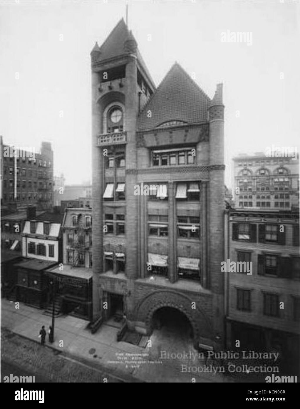 Brooklyn Fire Headquarters Underhill 1910 Stock Photo Alamy