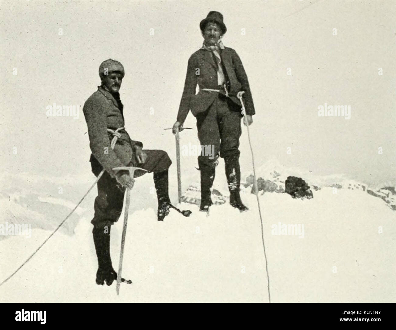 Canadian Alpine Journal I, 1, 026 Stock Photo Alamy