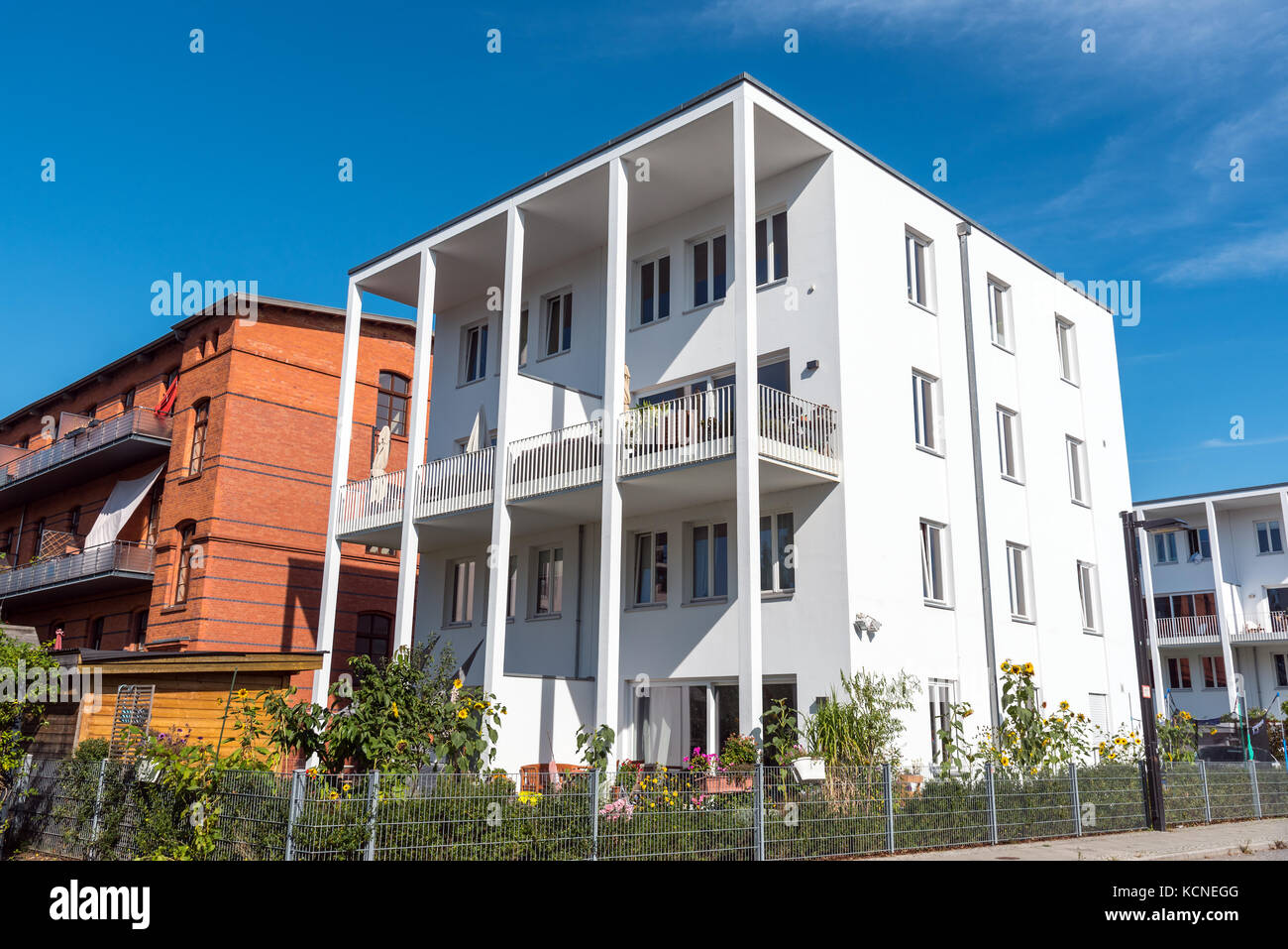 Modern white apartment house seen in Berlin, Germany Stock Photo - Alamy