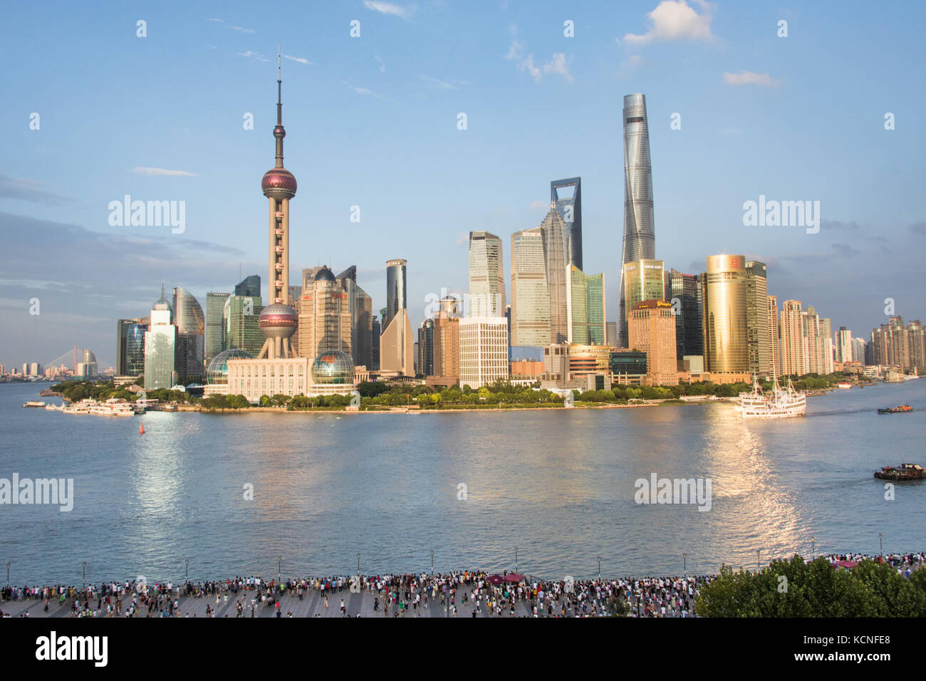 Shanghai china tourism hi-res stock photography and images - Alamy