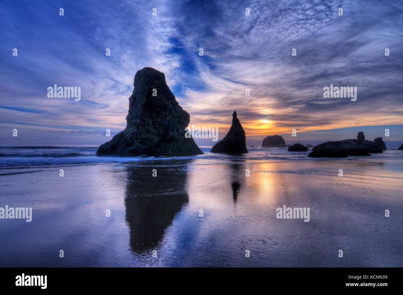 Sunset, Bandon Beach, Bandon, Oregon, USA Stock Photo Alamy