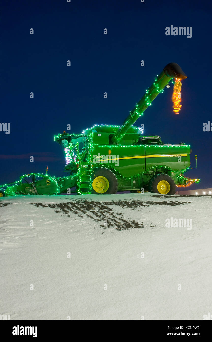 Combine harvester with christmas lights hires stock photography and images Alamy