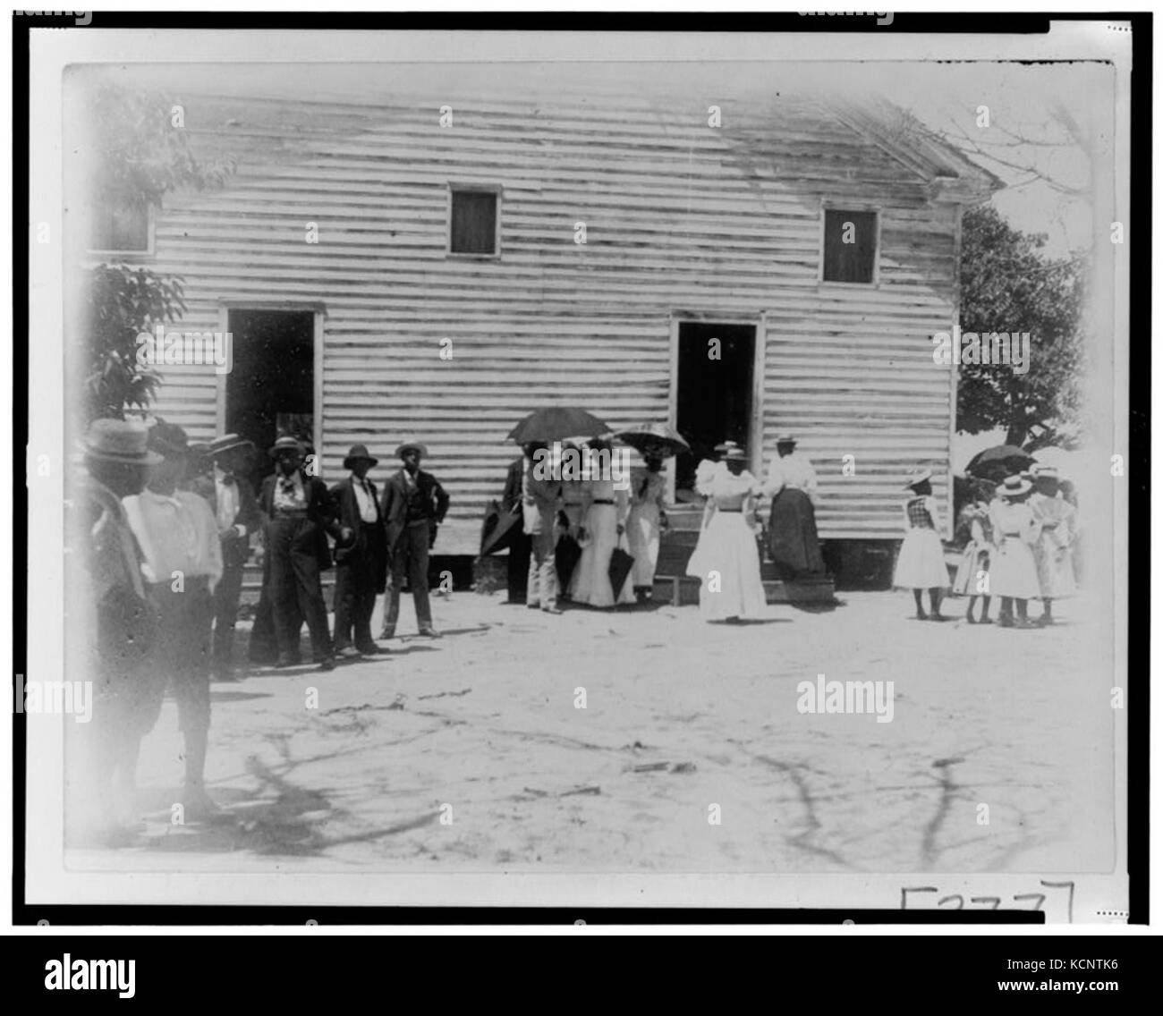 African americans church hi-res stock photography and images - Alamy
