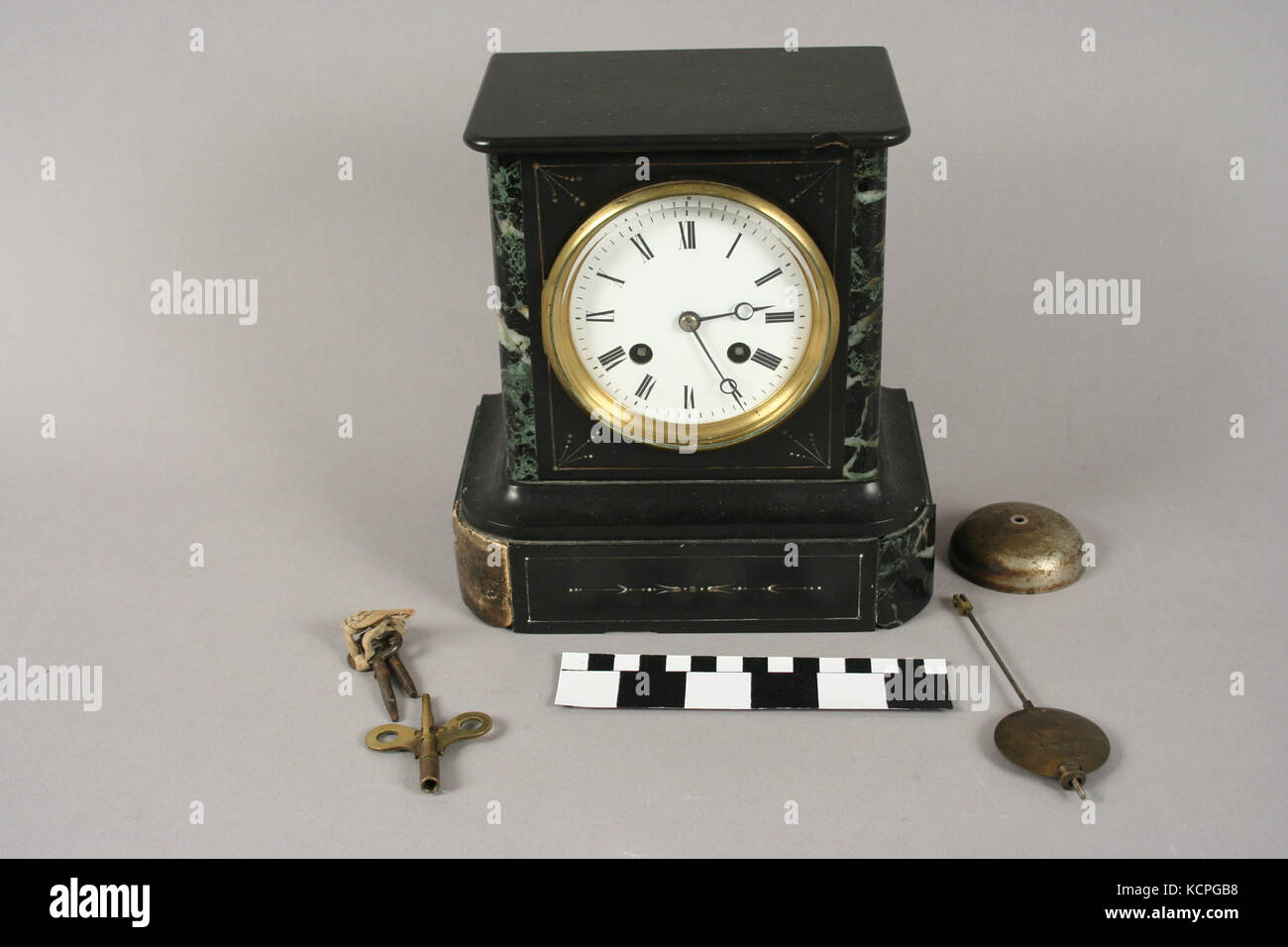 Black Marble French Mantel Clock Stock Photo - Alamy