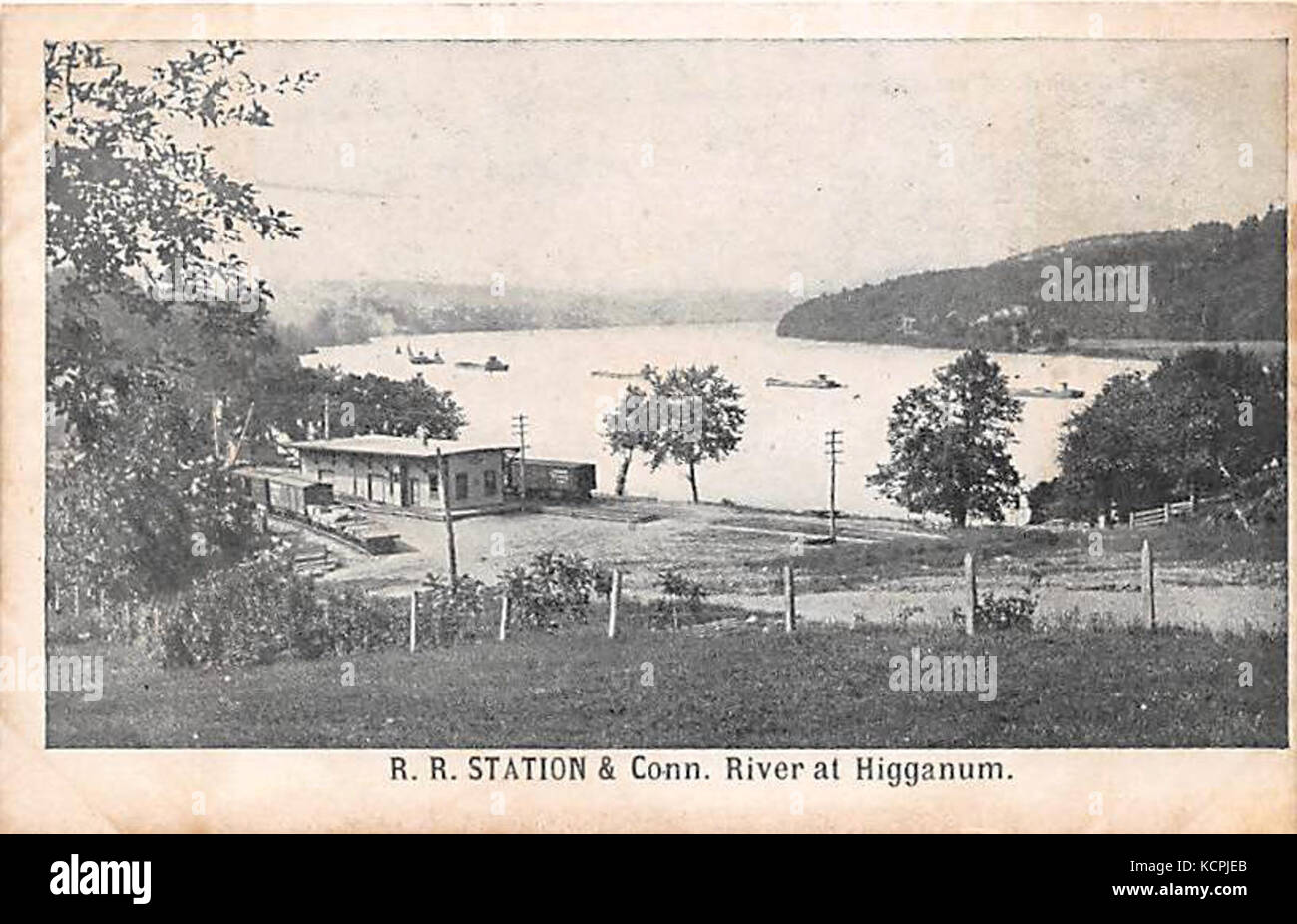 Higganum station and Connecticut River postcard Stock Photo Alamy