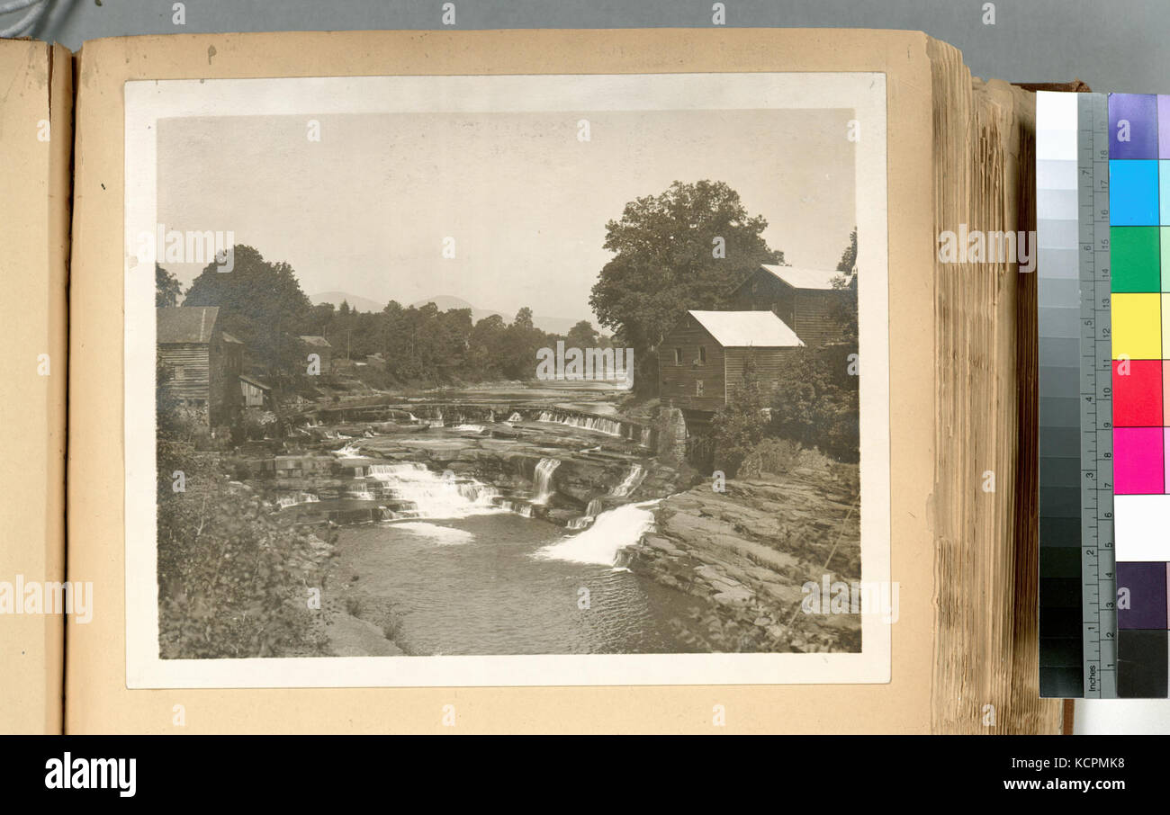 Ashokan Reservoir. Bishop's Falls, Esopus Creek, about 1 2 miles above  Oliver Bridge dam site. Note horizontal strata of rock in creek bed (NYPL  b13814376 435324 Stock Photo - Alamy, image size:1300x906