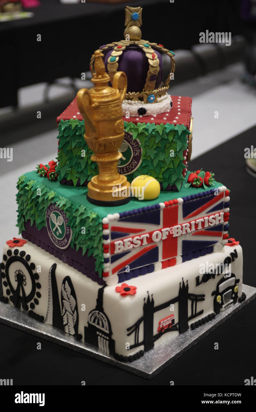 London, UK. 6th Oct, 2017. Cake Bake Show opens its doors in ExCel, London, UK Credit Nastia M
