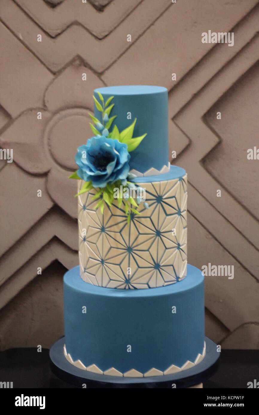 London, UK. 6th Oct, 2017. Cake Bake Show opens its doors in ExCel, London, UK Credit Nastia M