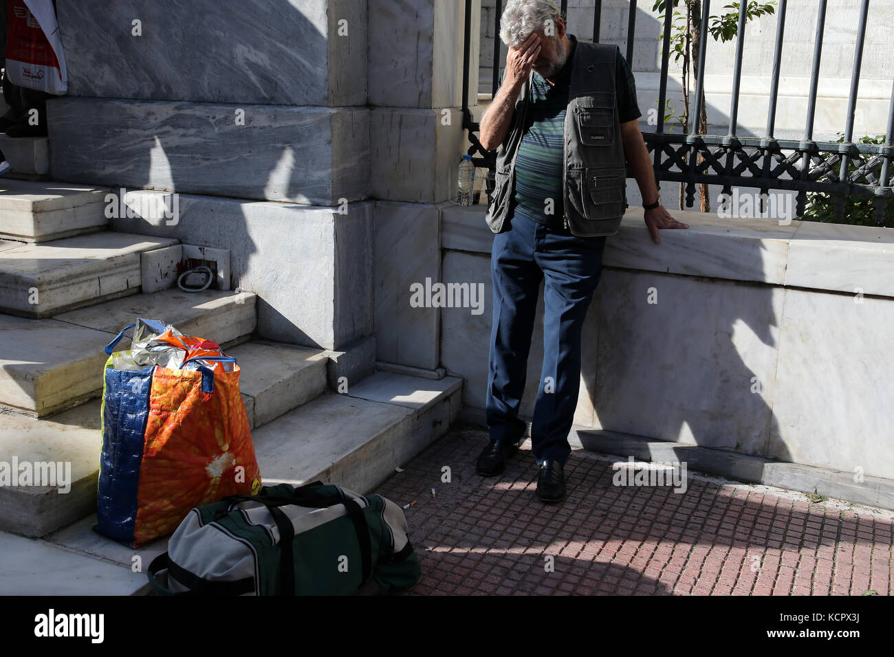 supreme bags greece