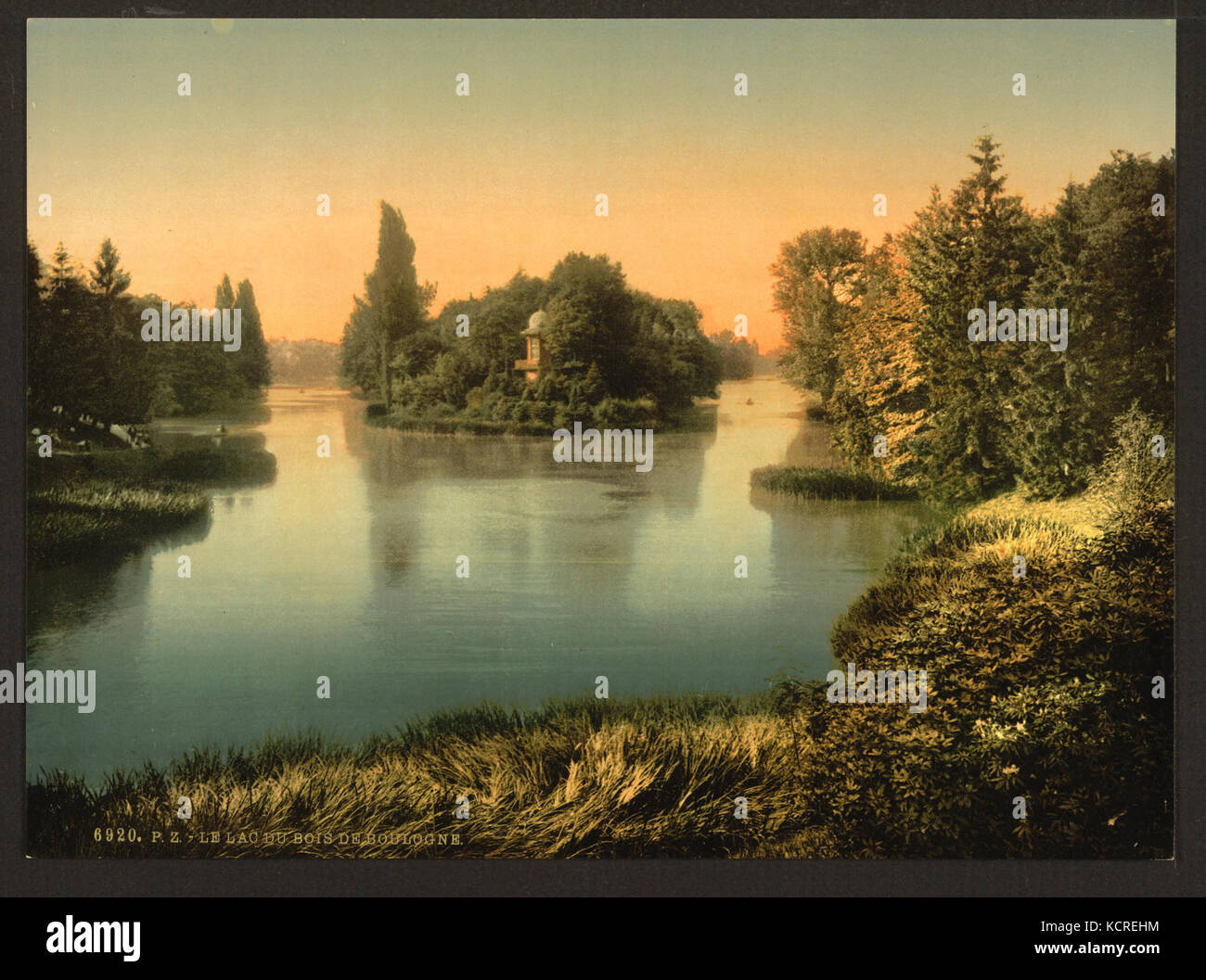 Bois du Boulougne (i.e., Boulogne), the lake, Paris, France LCCN2001698552 Stock Photo
