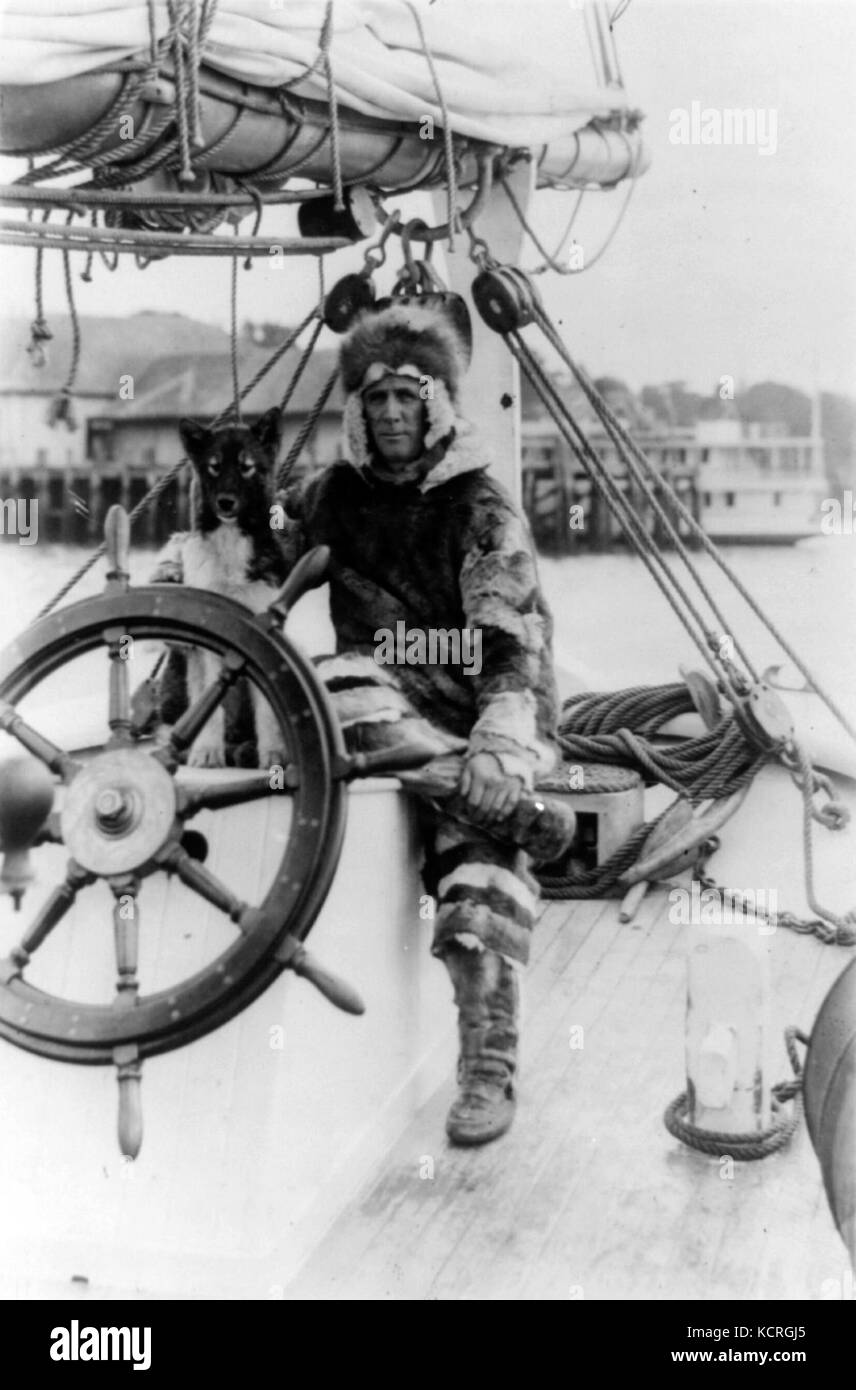 Donald macmillan on ship bowdoin 1922 Stock Photo - Alamy