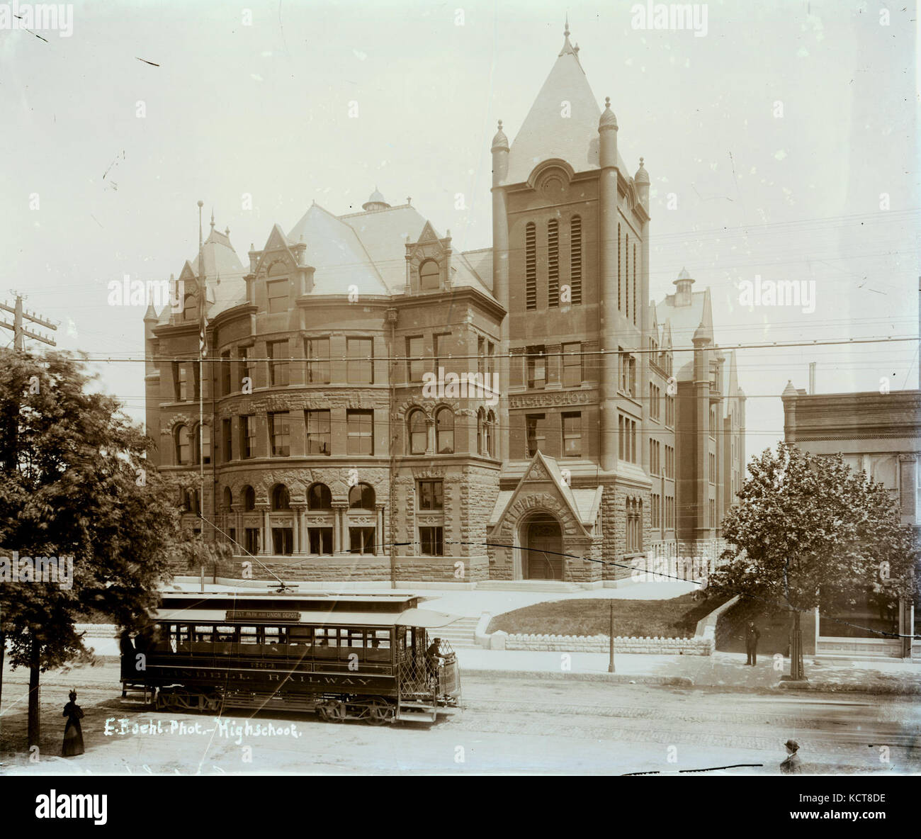Central High School. Grand Avenue and Finney Avenue Stock Photo Alamy