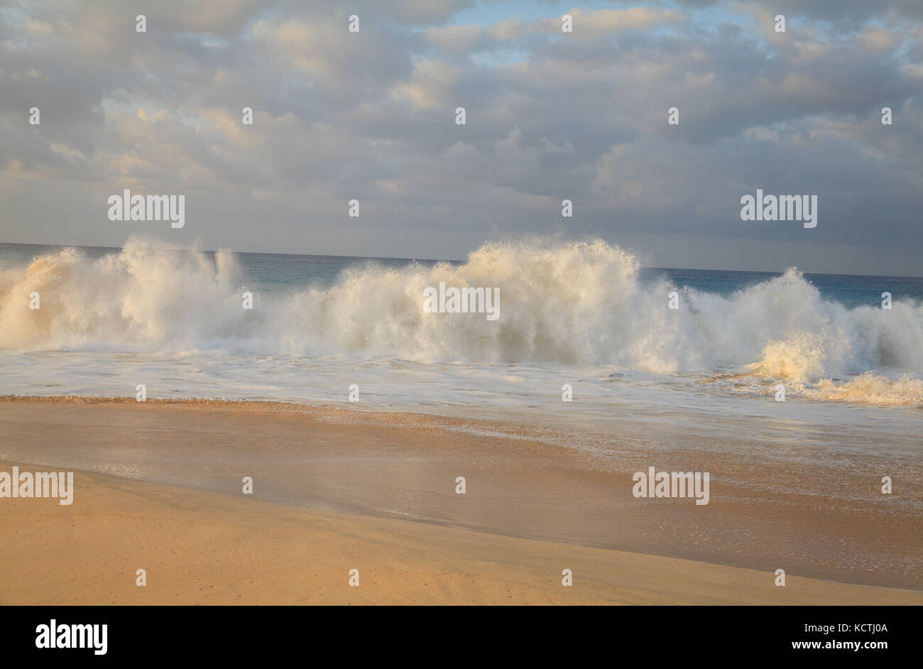 Waves cape verde hires stock photography and images Alamy
