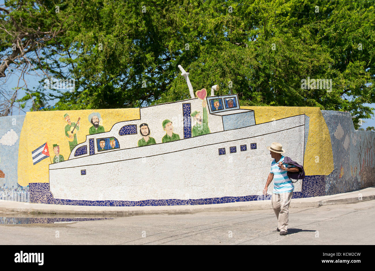 Cuban Painter High Resolution Stock Photography And Images Alamy Fusterlandia Jaimanitas Havana Cuba A Creation Of Jose Fuster A Cuban KCW2CW
