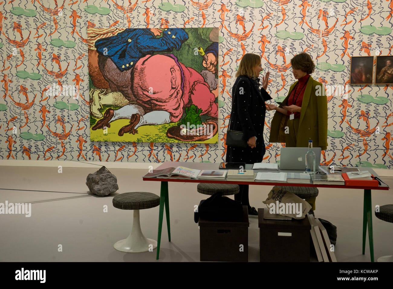 Visitors to the Frieze International Arts Fair at Regent's Park, London ...