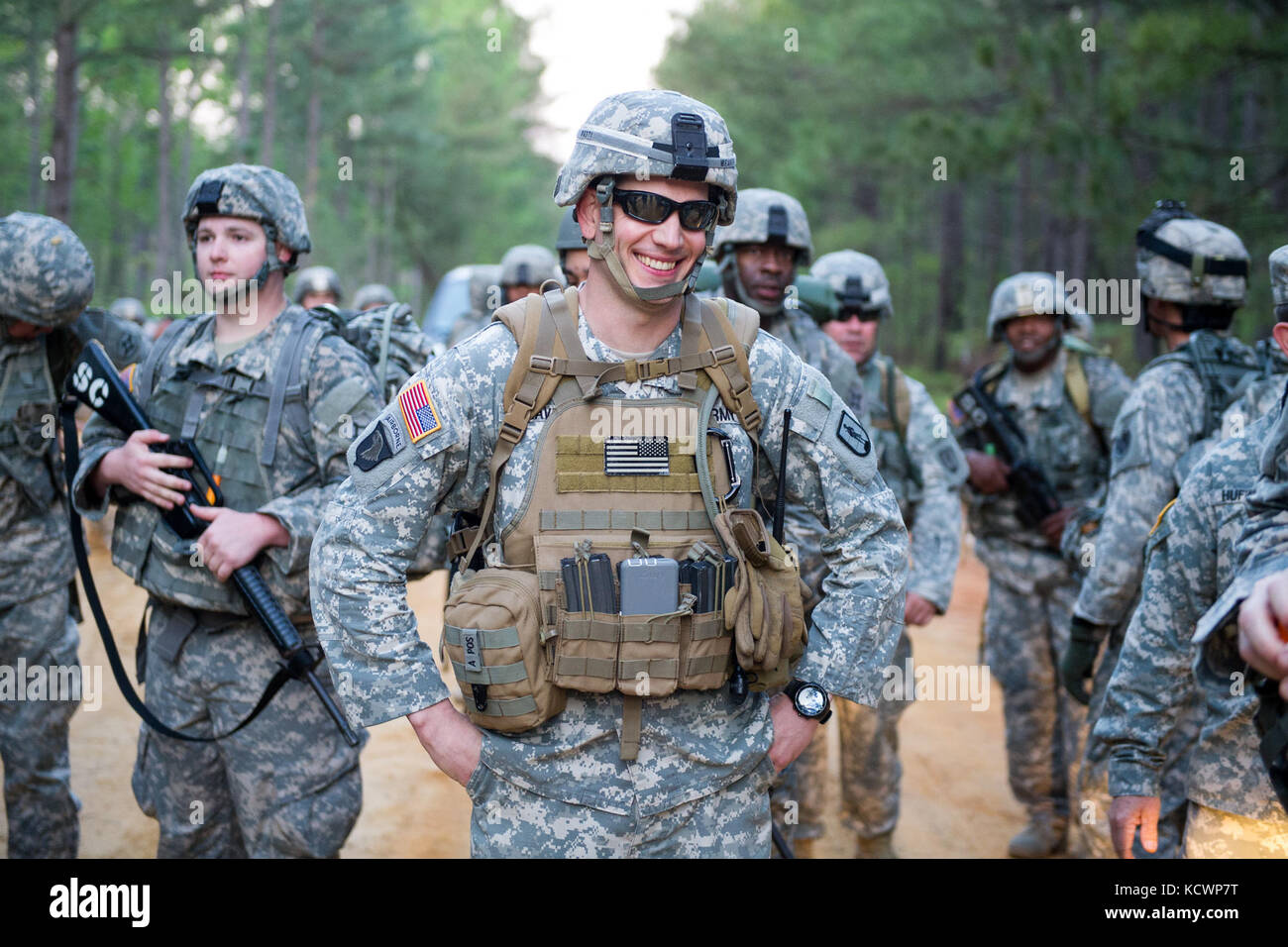 Engineer Soldier Ruck U s soldiers conduct ruck march hi-res stock photography and images - Alamy