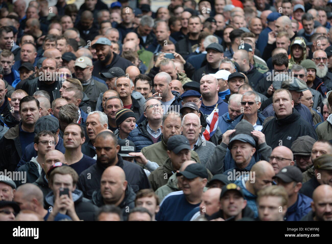 Members of the anti-extremist group Football Lads Alliance (FLA) and football fanbases from across the country gathered on London's Park Lane in demonstration against extremism, closing the five-lane carriageway to its usual throng of vehicles. Stock Photo