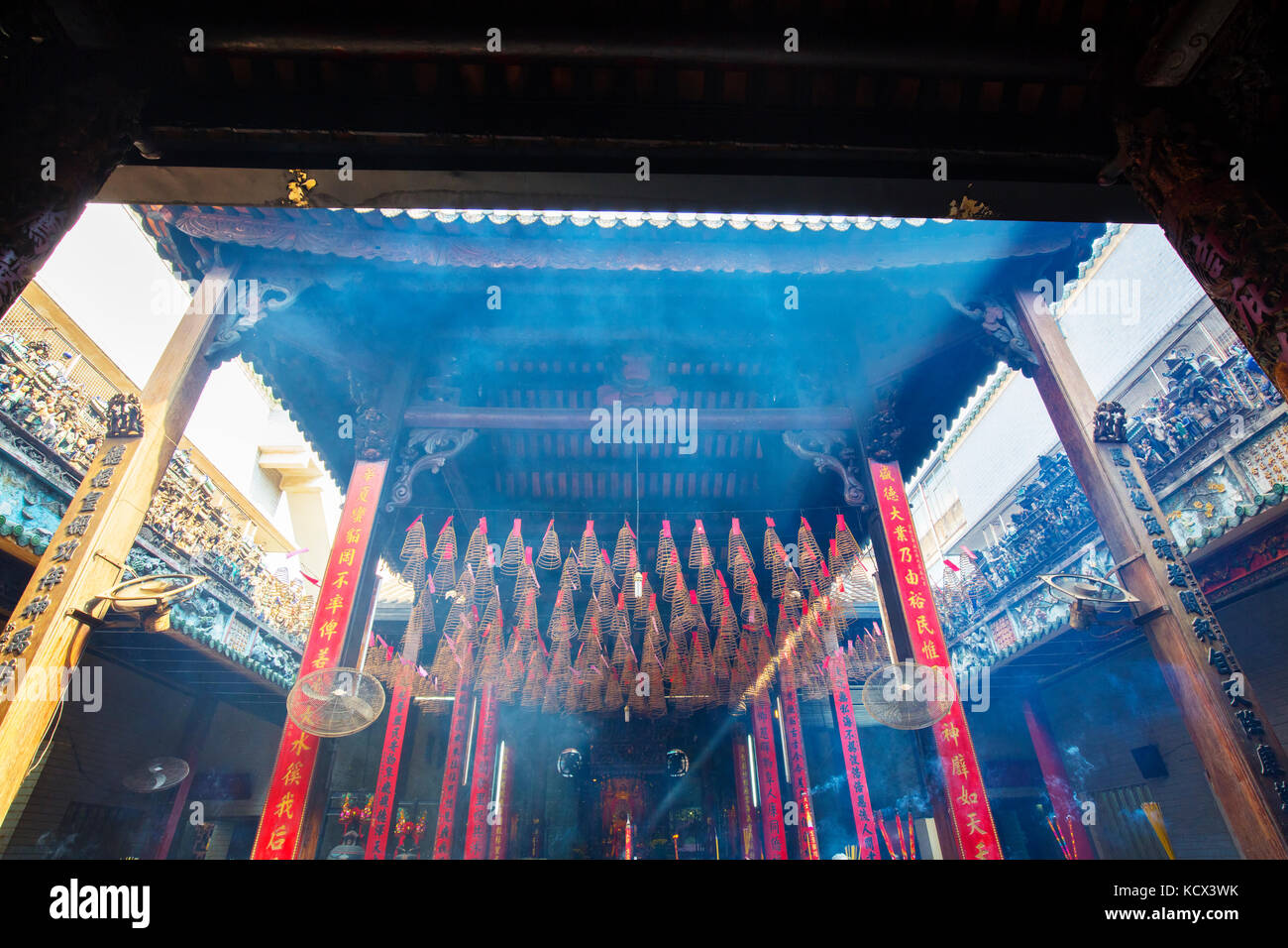 Ba thien hau chinese temple hi-res stock photography and images - Alamy