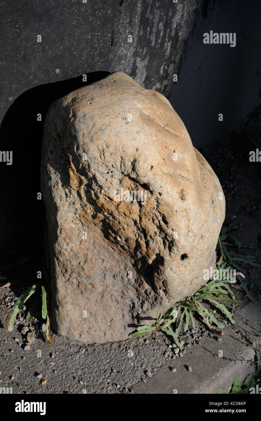 Stone corner of Cheddington Lane, Long Marston, Hertfordshire Stock