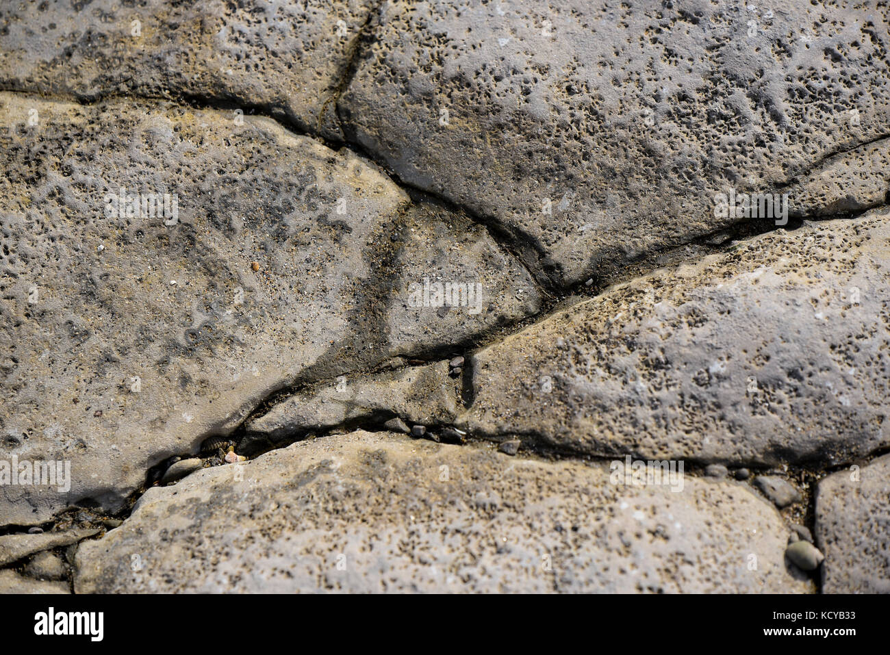 Cracked screen uk hi-res stock photography and images - Alamy