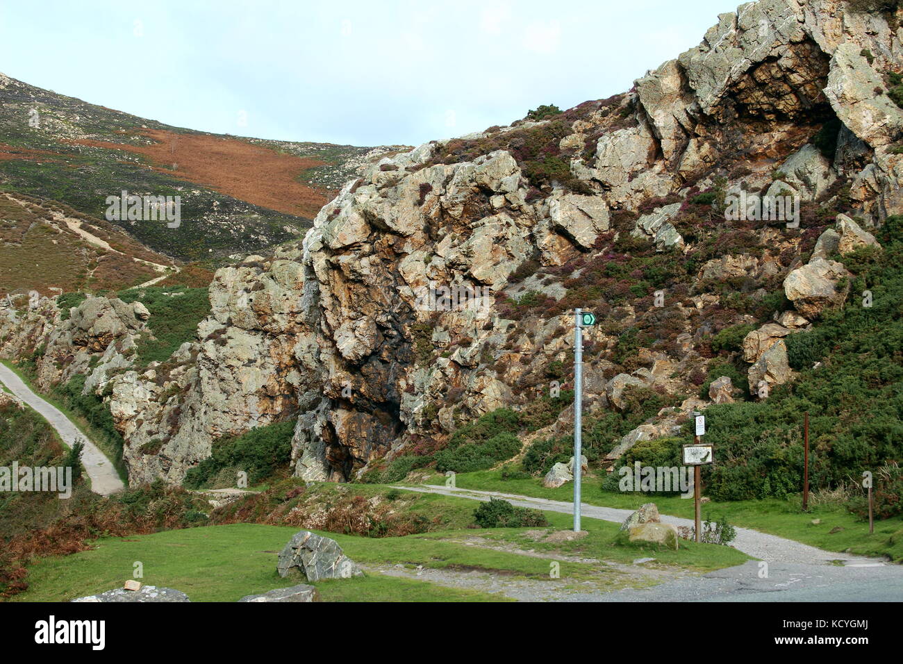 Sychnant pass in Conwy borough Wales, Links Conwy to Penmaenmawr, mush of the pass is in Snowdonia national park Stock Photo