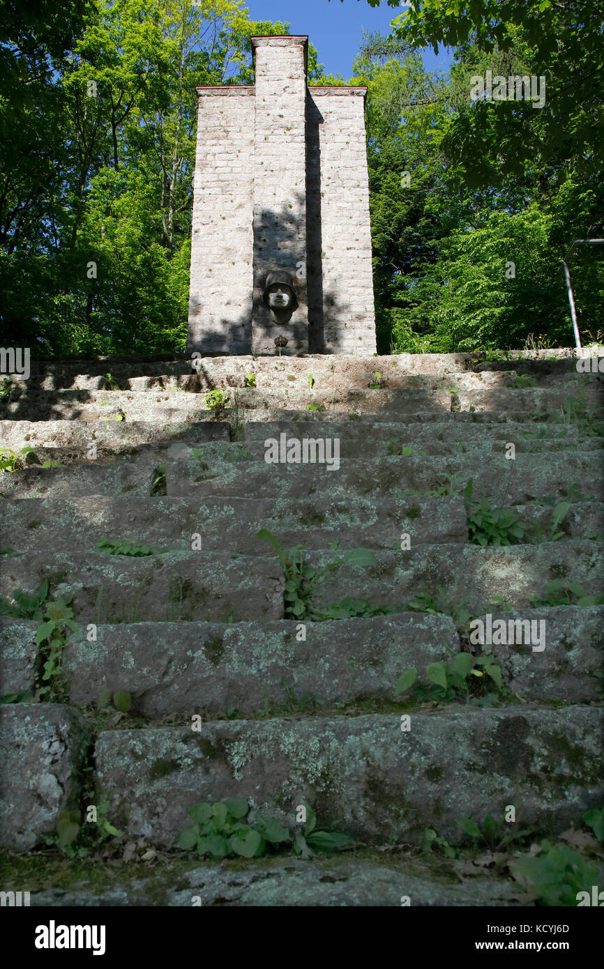 Kriegerdenkmal bei der Burg Windeck Kappelwindeck Bühl im Schwarzwald ...
