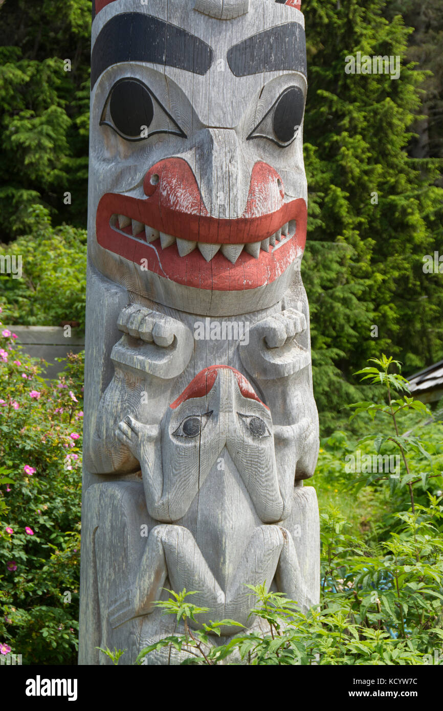 Totem pole detail, Haida Arts & Jewellery, Haida Gwaii, formerly known as Queen Charlotte Islands, British Columbia, Canada Stock Photo