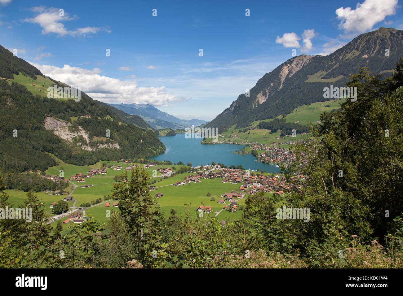 Lake Lungern, Switzerland. Picturesque view of Lake Lungern in the Swiss  canton (county) of Obwalden Stock Photo - Alamy