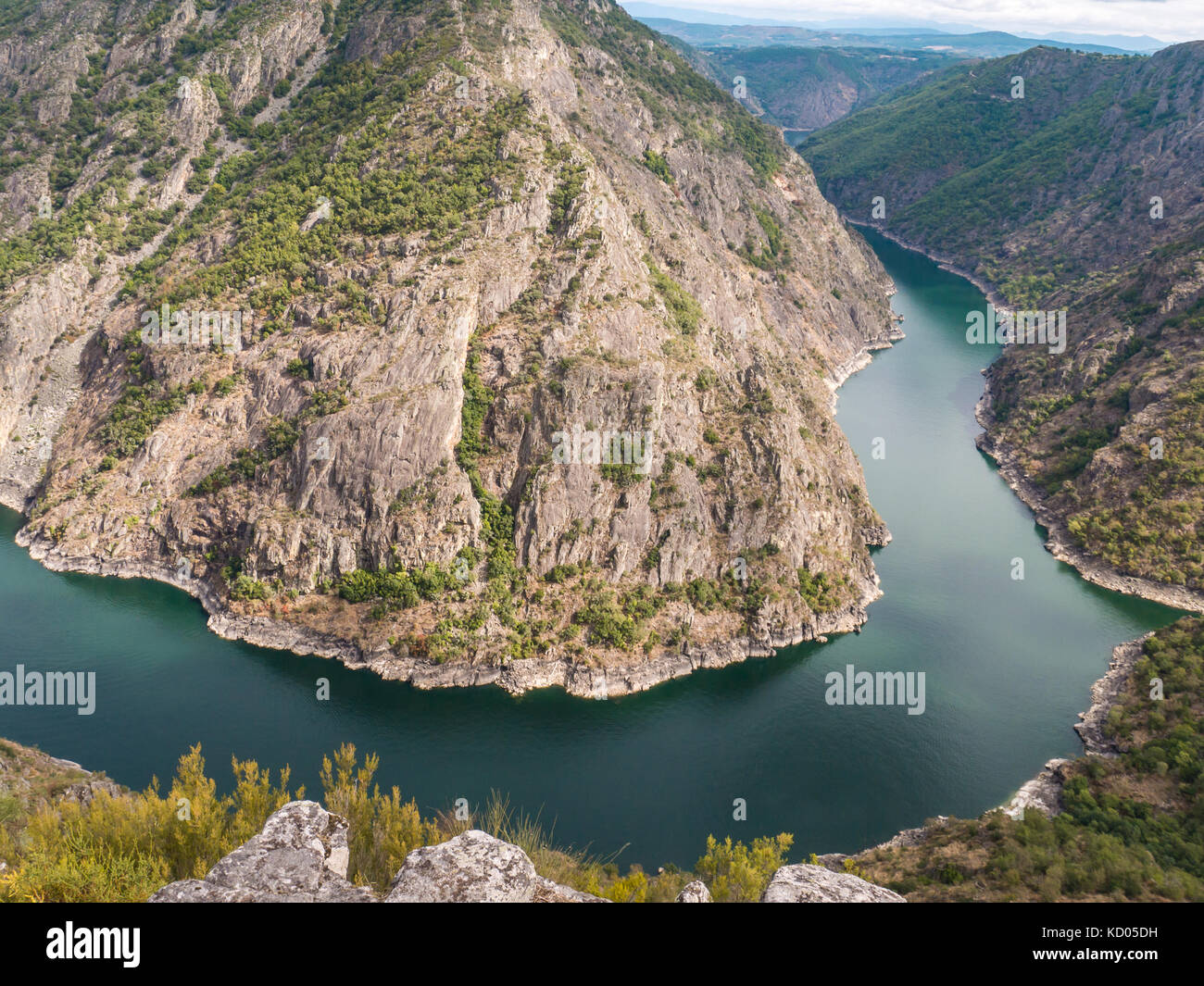 Spectacular view of Sil river canyon in the province of Ourense, Galicia, Spain. Ribeira Sacra turn view from Vilouxe viewpoint. Stock Photo
